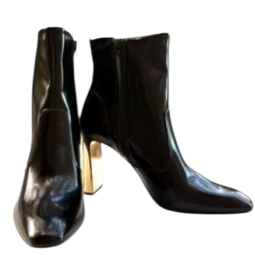 Gianni Bini Mavis Black Patent Ankle Boots Gold Block Heel Pointed Toe Size 8.5